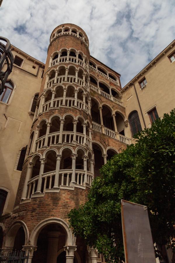 Scala Contarini del Bovolo, Venedig, Italien.
