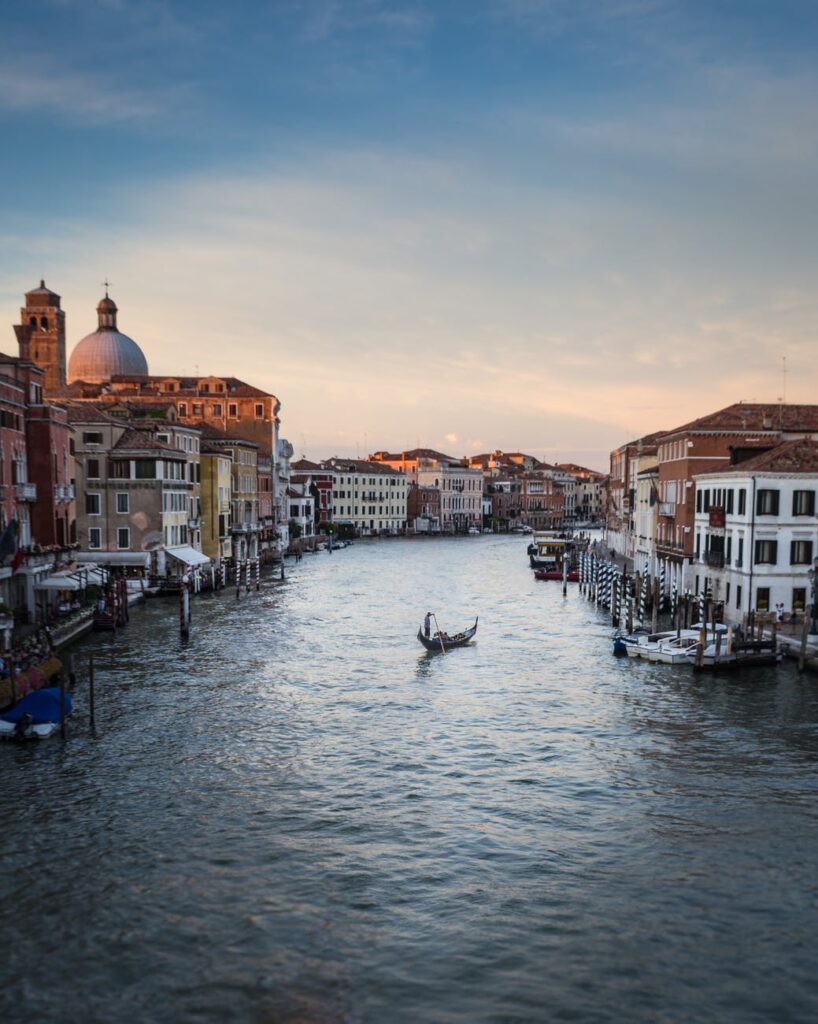 Hier zeigt sich, dass Venedig das beliebteste Reiseziel für Alleinreisende ist.
