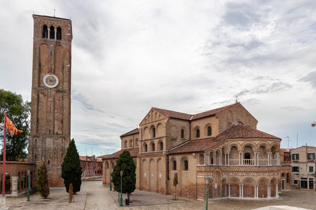If you don't want to be in Venice when it rains, you can take the Vaporetto to Murano and discover its hidden gems.