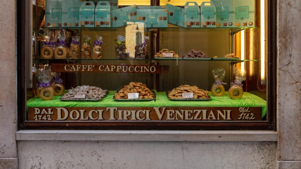 Fritole in Venedig findest du überall - doch nur in diesem Artikel erfährst du, wo es die besten gibt. 