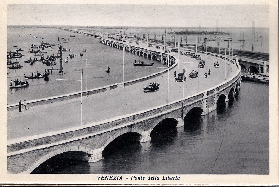 Ponte della Libertà in Venedig - Autobrucke Alainauzas, CC BY-SA 3.0 https://creativecommons.org/licenses/by-sa/3.0, via Wikimedia Commons