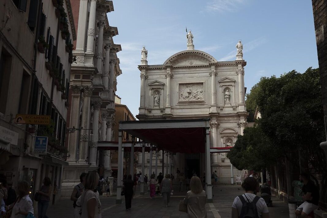 Kirche San Rocco, neben der Scuola Grande di San Rocco